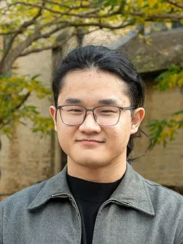 Portrait photo of Ziming Wang