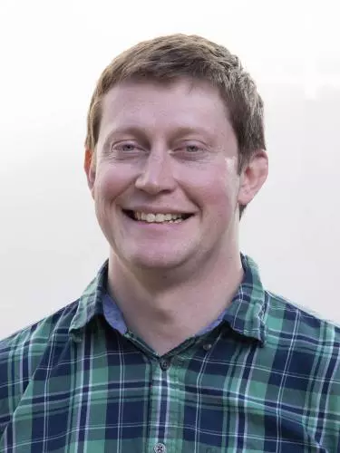 Portrait photo of John Sidda