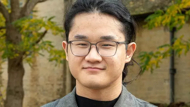 Portrait photo of Ziming Wang